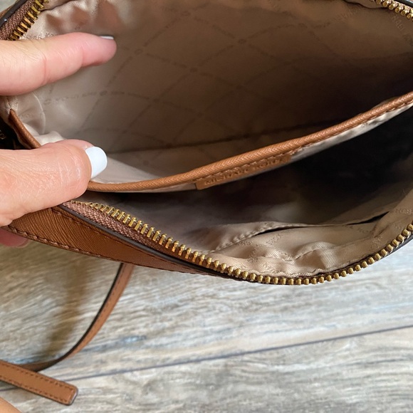 Michael Kors Set - Picture 15 of 16